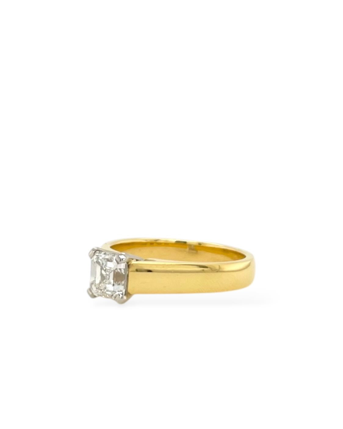 18ct Asscher Cut 1.00ct Diamond Ring