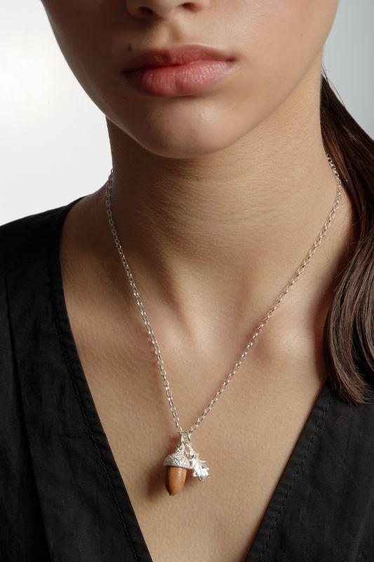 Sterling Silver Karen Walker Acorn with Wood 50cm Necklace Sterling Silver Karen Walker Acorn with Wood 50cm Necklace