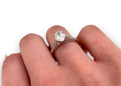 1.00ct Oval Solitaire Diamond Ring
