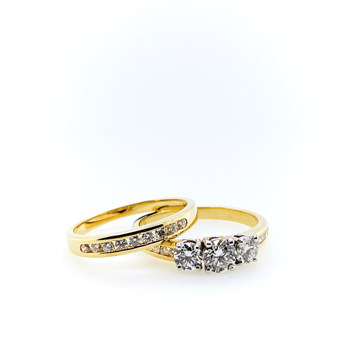 18ct Three Stone Engagement Ring